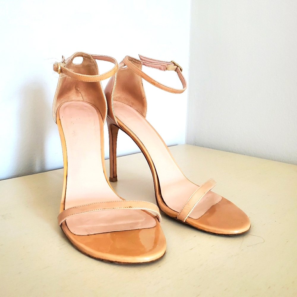 Stuart Weitzman Nudistong Sandals